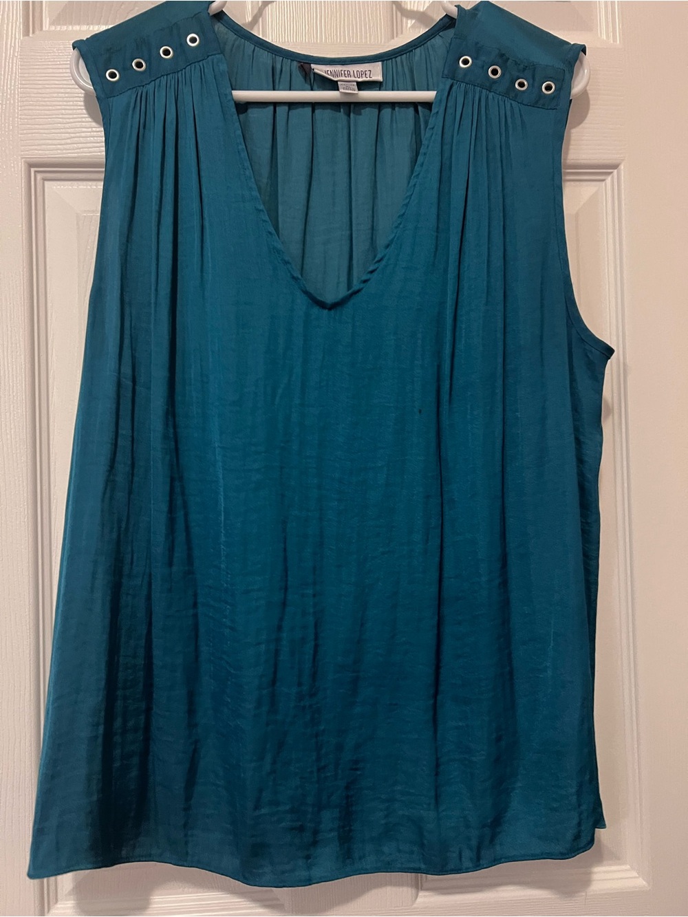 Jennifer Lopez Teal Sleeveless V-Neck Camisole with Grommet Detail